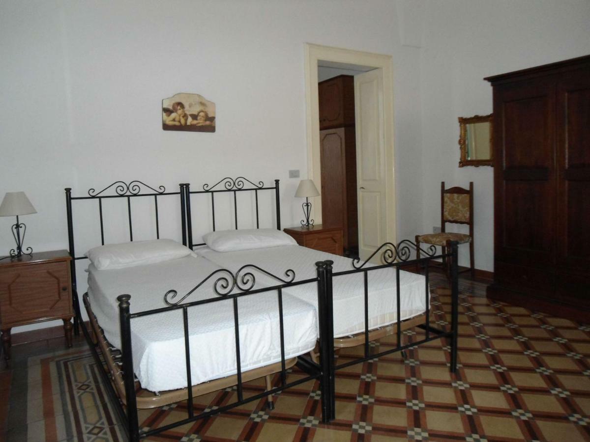Casa Tipica Di Mirella Villa Santa Maria di Leuca Bagian luar foto